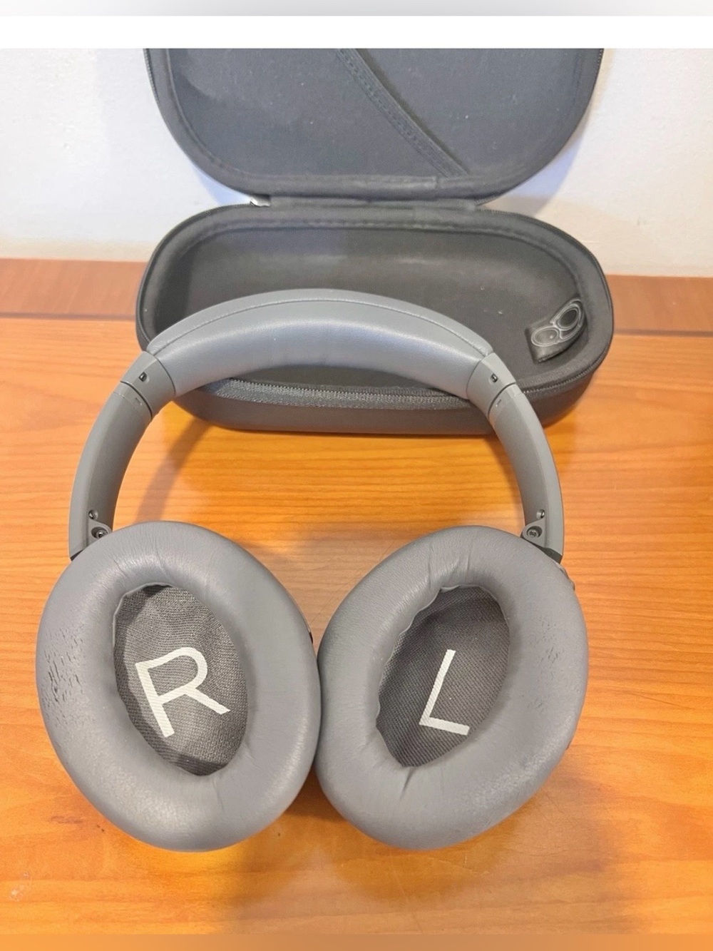 Bose Quiet Comfort 45 Noise Cancelling Headphones Over The Ear QC45 Works - Picture 3 of 7